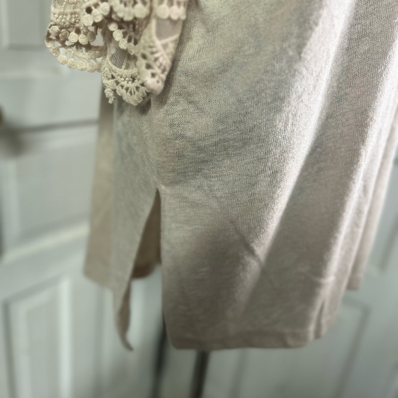 7th Ray Beige laced sleeve Cardigan new with tags large - Picture 4 of 6